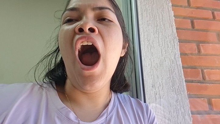 Yawn in slow motion - POV