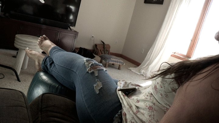 Smell Of Fat Sexy Feet, 1st