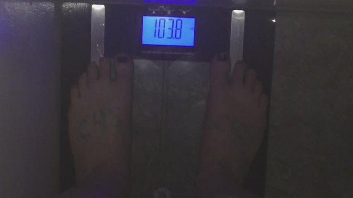 SCALE BLUE BANNDED 1 OH 3 POINT 8 POUNDS