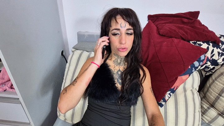 Sniffing farts in secret from my lovely guest - by babe and isabelita - clip ful
