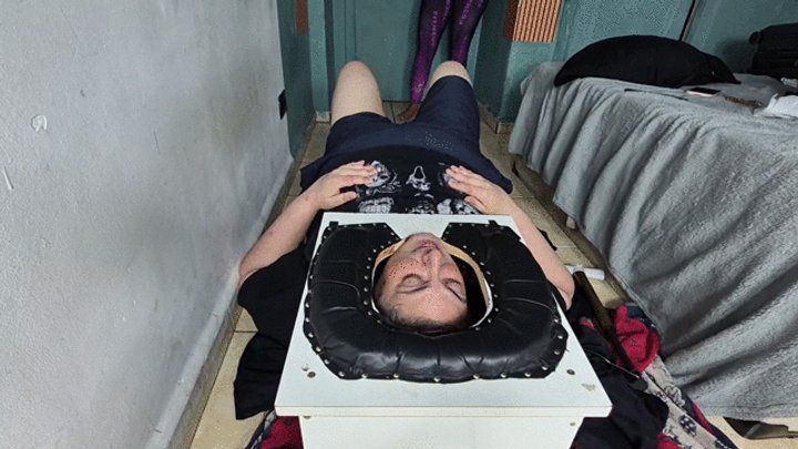 Farting on my slave in the Smokerbox after a workout at the gym - By Raquel Fish