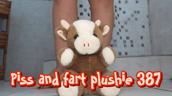 Piss and fart plushie 387