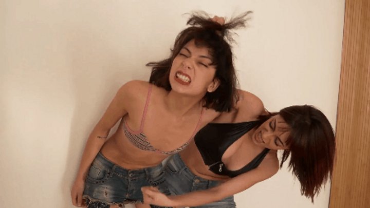 Valerie vs Mayla, pure hatred ( 1 PART )