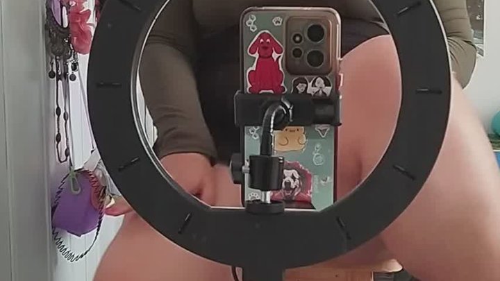 Sexy in Front of the Mirror