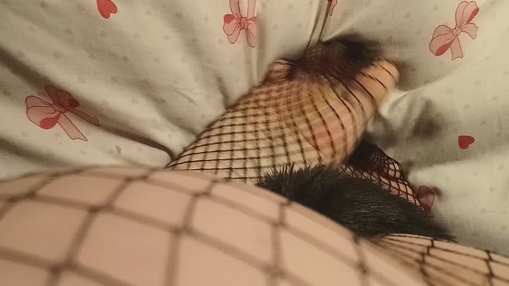 Close View: Fishnets & Curves