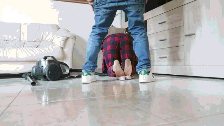 Cleaning in old slippers WMV