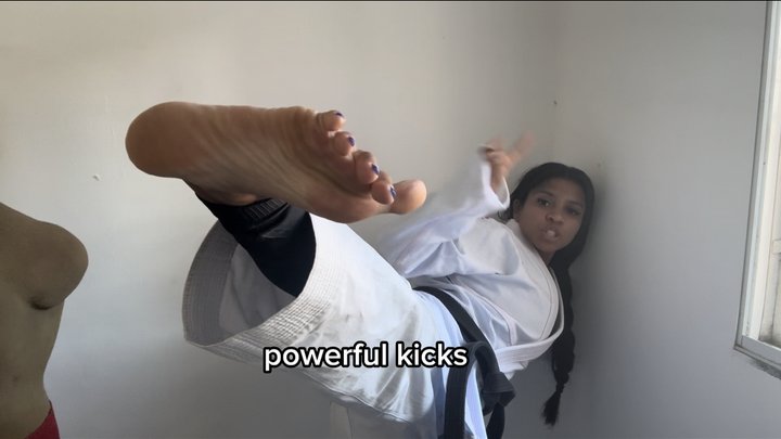 Sua sessão de chutes de karatê