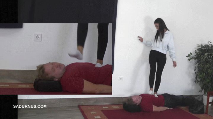 Under the feet of Mistress Natasa mp4 Picture in picture Sock