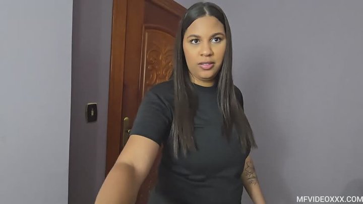 SWALLOW MY FEET WITH SOCKS ON - VOL #674 - MISTRESS FERNANDA SILVA - NEW MF MAR 