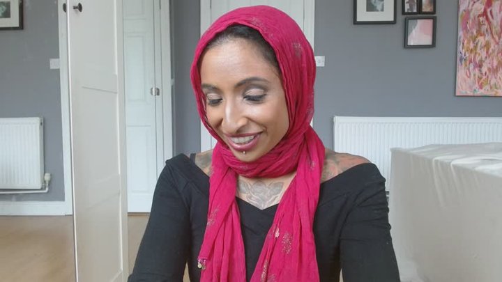 Hijabi Virgin Neighbour gets BWC Cum