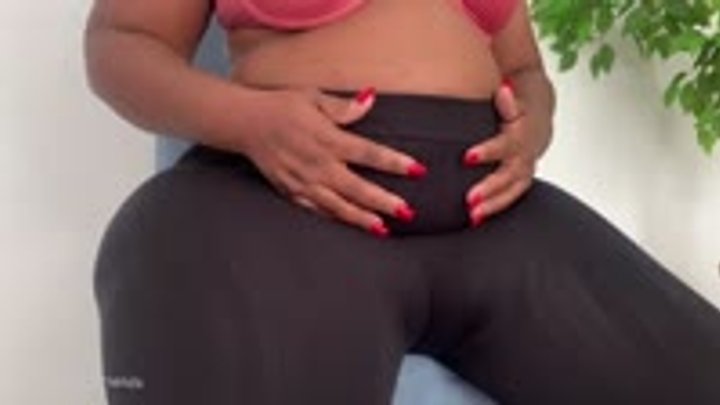 SHE JUST CANT HOLD IT IN ANY LONGER! FARTING!