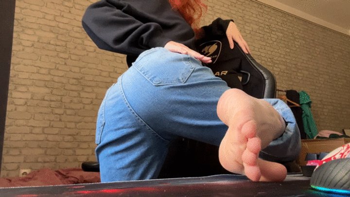 Jeans and feet!