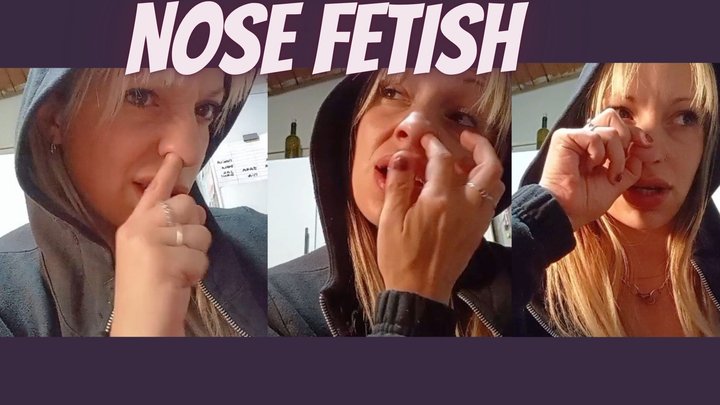 Nose fetish play
