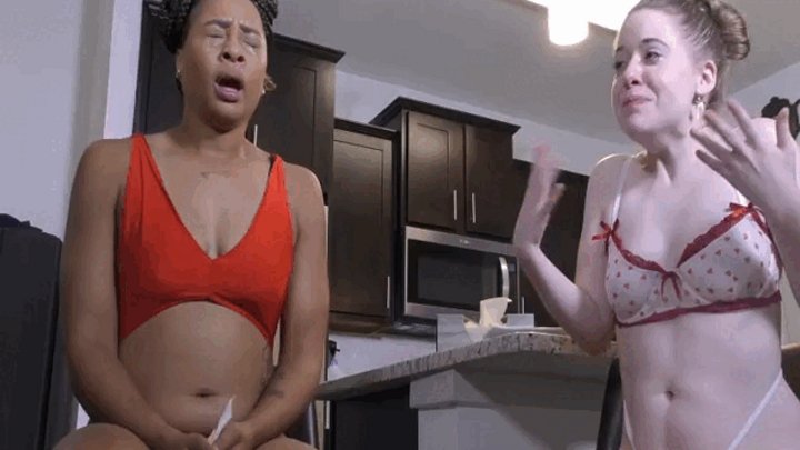Sneezers (Kendra & Alice) wmv