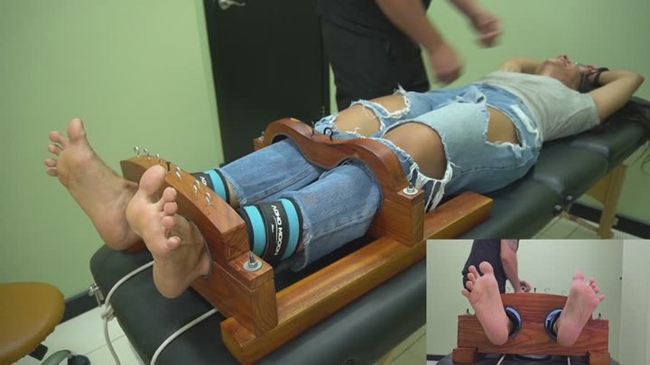 Sweet Surrender is as beautiful as she is ticklish (multicamera Body-Feet)