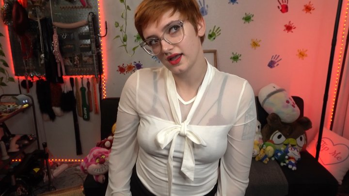 Secretary Demands "Bonus" (AKA Creampie)