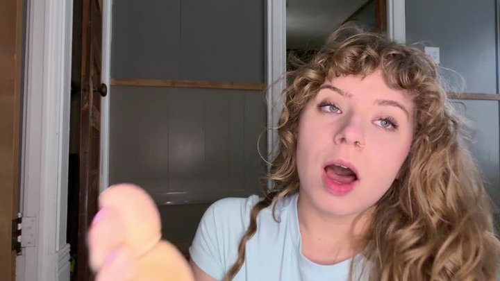Intense sole sniffing