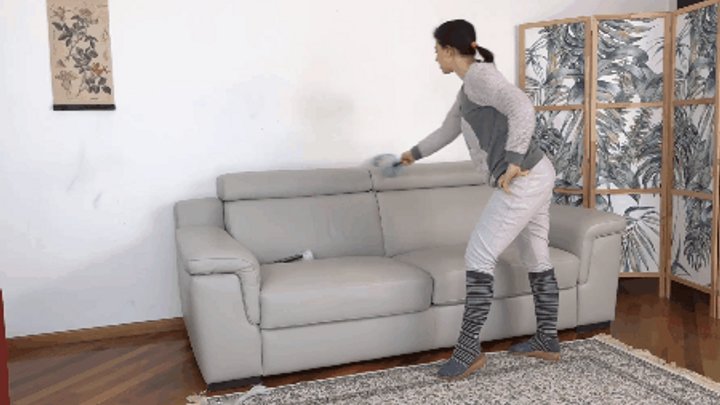 Calzini, ciabatte e faccende domestiche - Socks, slippers, and housekeeping #2 (