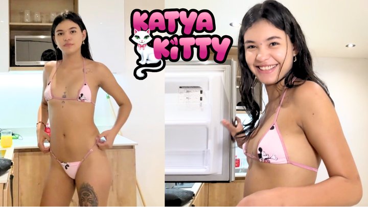 Behind the Scenes with Lexi in Minibikini