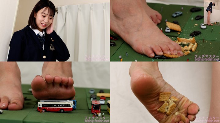 Ito Akana - Planet of the Little People - Giantess Beautiful Girl Alien Crushes 