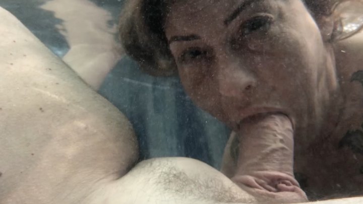 Hottub Blowjob - Filthy Emma
