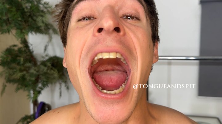 Logan Mouth Vore Talk Full Face and Mouth in View Part21 Video1 - MP4