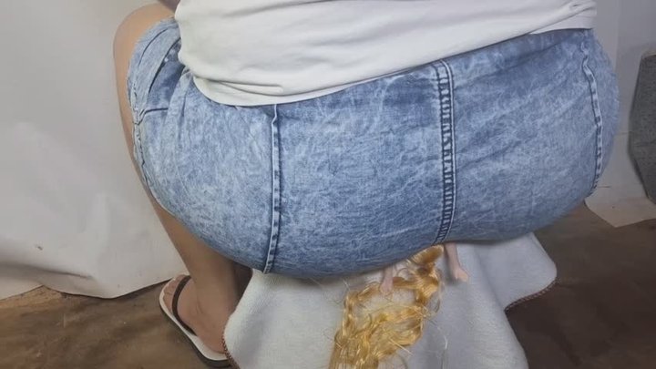 Barbie eats my Farts