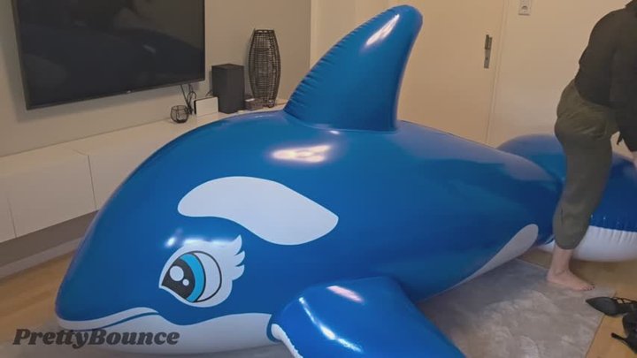 3m giant inflatable whale. Pressure test and destruction with objects. Part 2