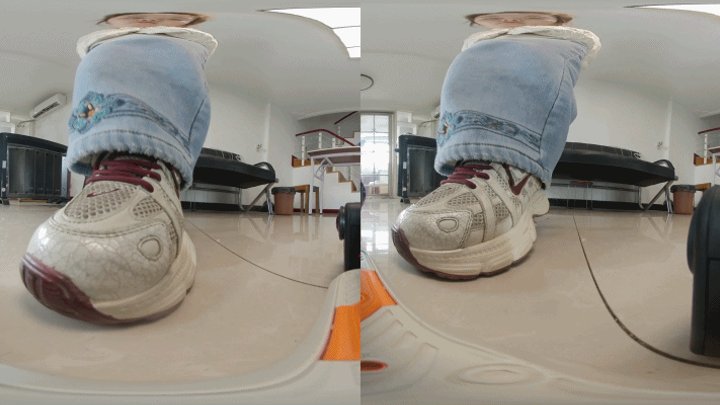 3DVR180 YIDE shoes and socks training dwarf