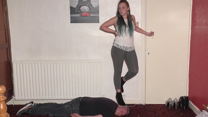 Sophie's Suede Ankle Boots Head Trample (4K)