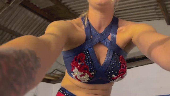stomach worship pov