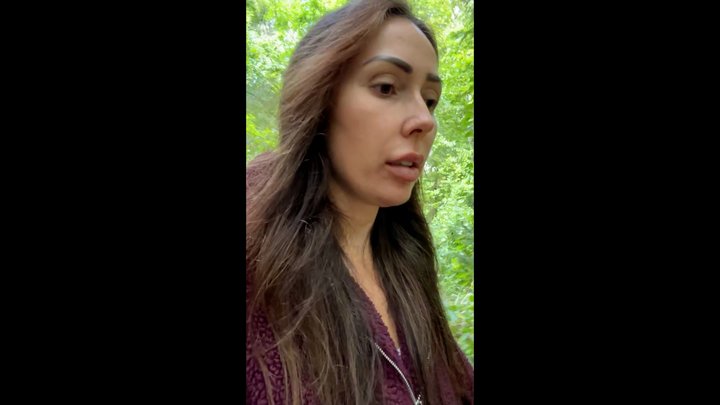 Daphne's Nature Hiccups 4K