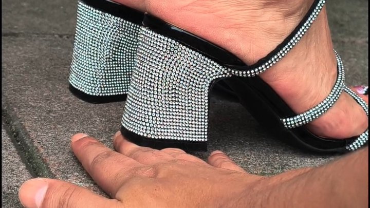 Woman crush My hand ( high heels)