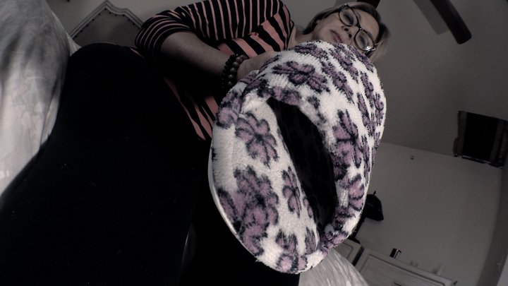 Dangling My Slippers On Bed - Full Movie