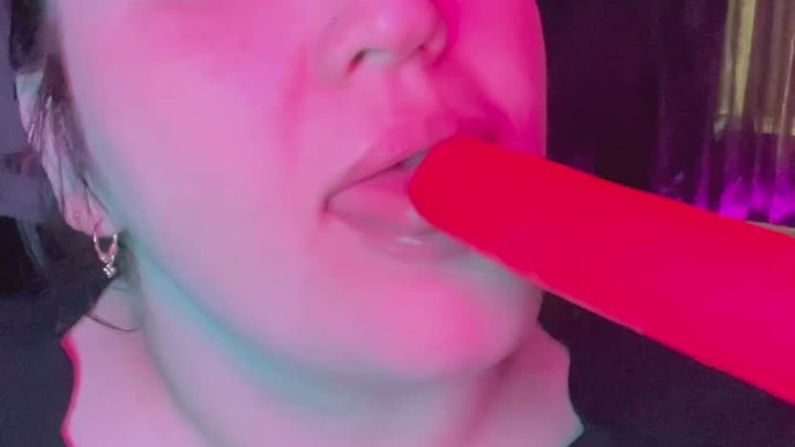 POPSICLE SUCKING, TONGUE TEASING AND WET MOUTH CLOSE-UPS