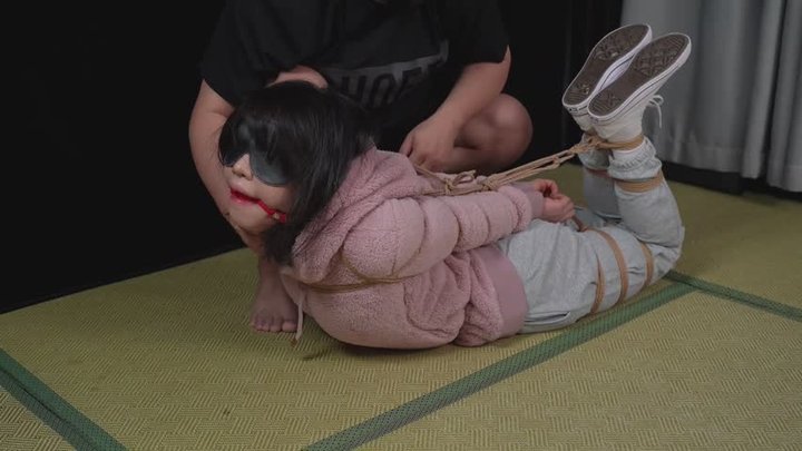 shufu210- hogtied bondage