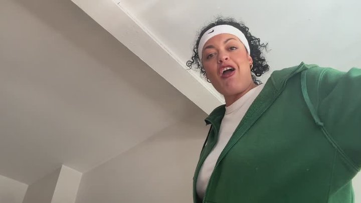 Nancy’s Big Ego Breakdown : Sweaty Gym Humiliation & Overweight Goddess Fantasy 