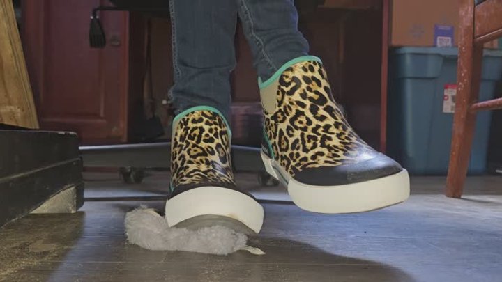 Chrissy new boots play pt2