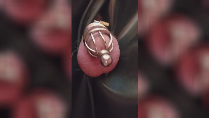 GBRUBBER avec cage de chasteté