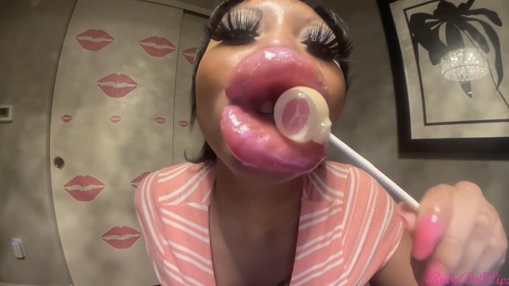 RubyDollLipz's Swollen Lips + Kiss Pop #2