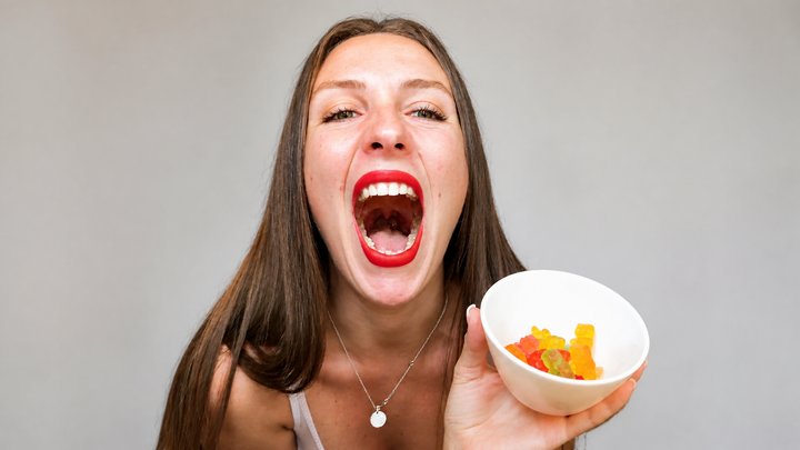 Wide Mouth Candy Crush Swallow