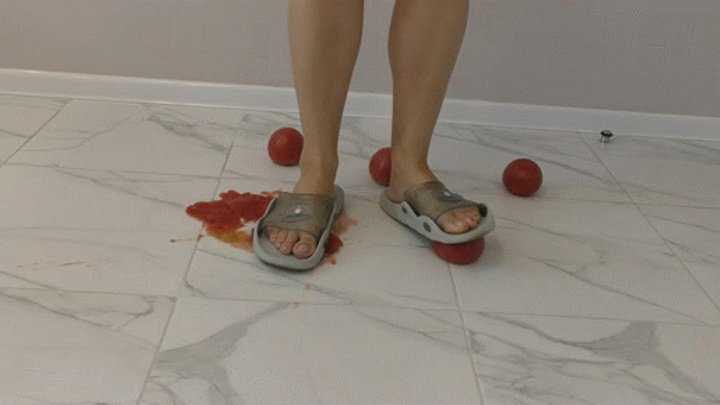 Crush tomatoes in my beach flip-flops WMV FULL HD 1080p