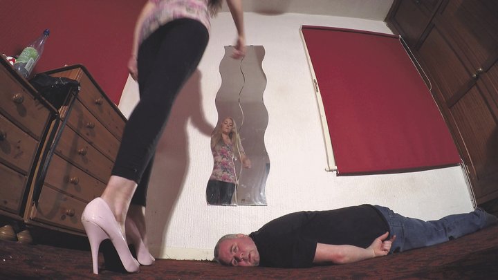 Dancing Sophie 652 FLOOR CAM (4K)