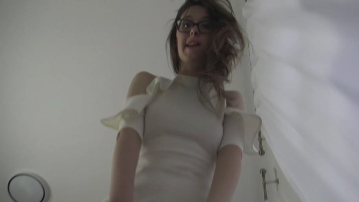 Glamour Girls Giantess 19 wmv