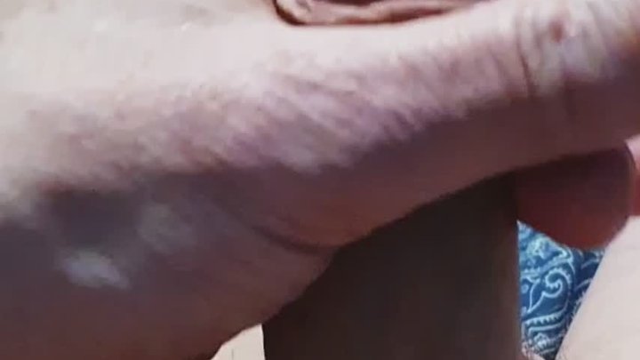 TIGHT CUT COCK SKIN CHALLENGE. Trying to jerk only using too tight skin only.