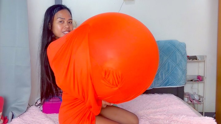 Looner Camylle Sensually Pumps Up Huge Balloon Boobs And Tummy And Pumps Them Un