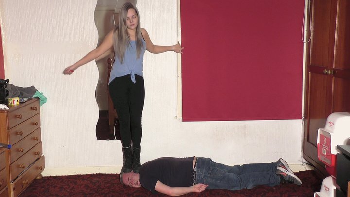Dancing Sophie 657