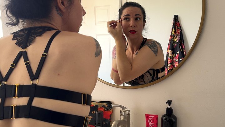 Good Girl Sid Dresses for a Date