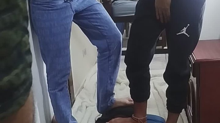 Told You Not to Lie There! 3 Barefoot Cousins Use Full Weight on Human Carpet - 