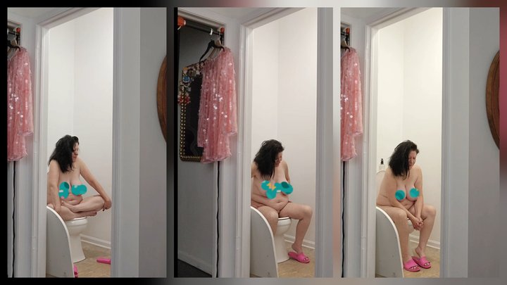 Taking A Dump B4 Getting Ready